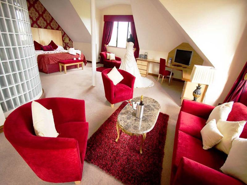 La Mon Hotel & Country Club Castlereagh Esterno foto