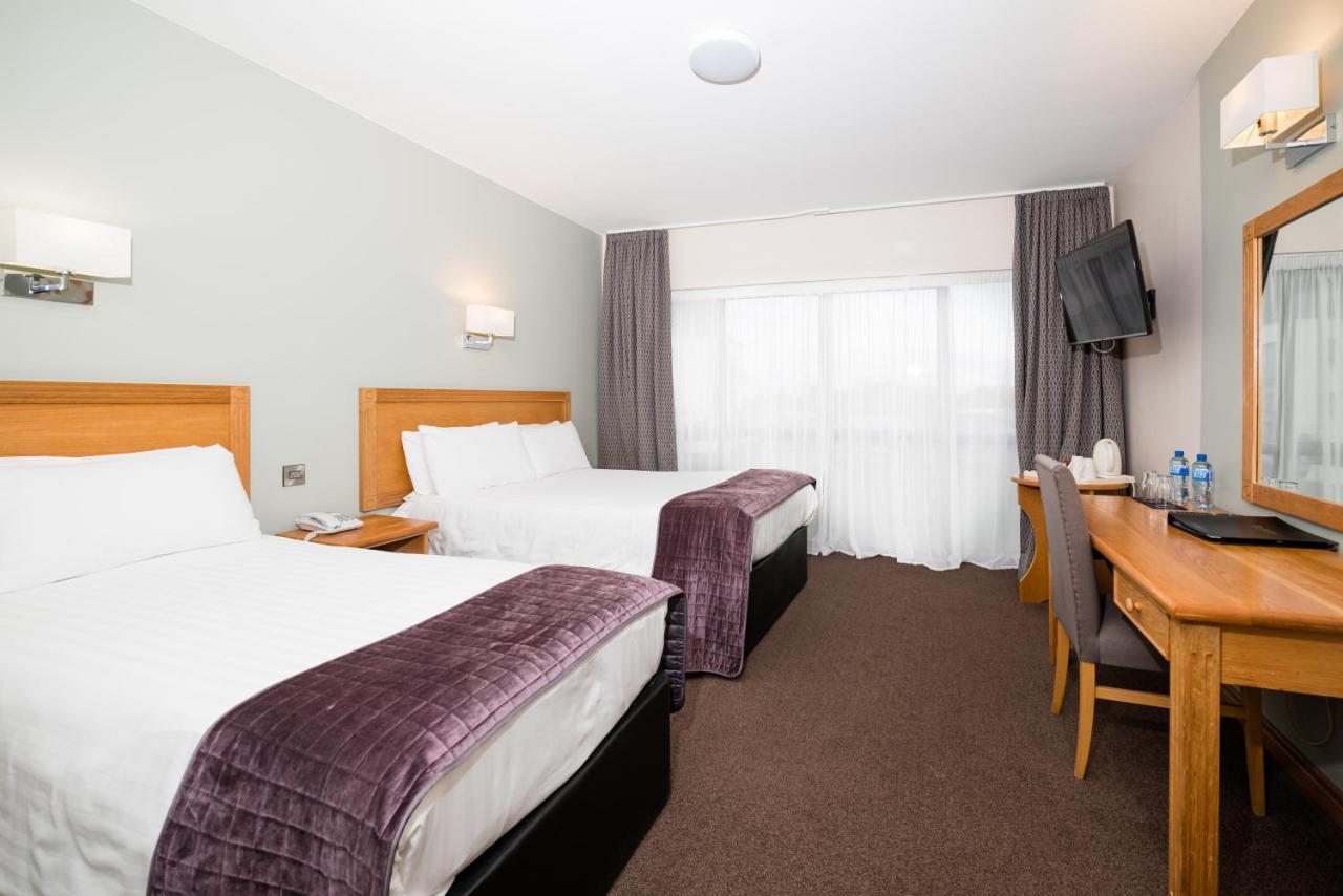 La Mon Hotel & Country Club Castlereagh Esterno foto