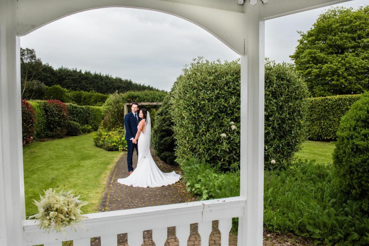La Mon Hotel & Country Club Castlereagh Esterno foto