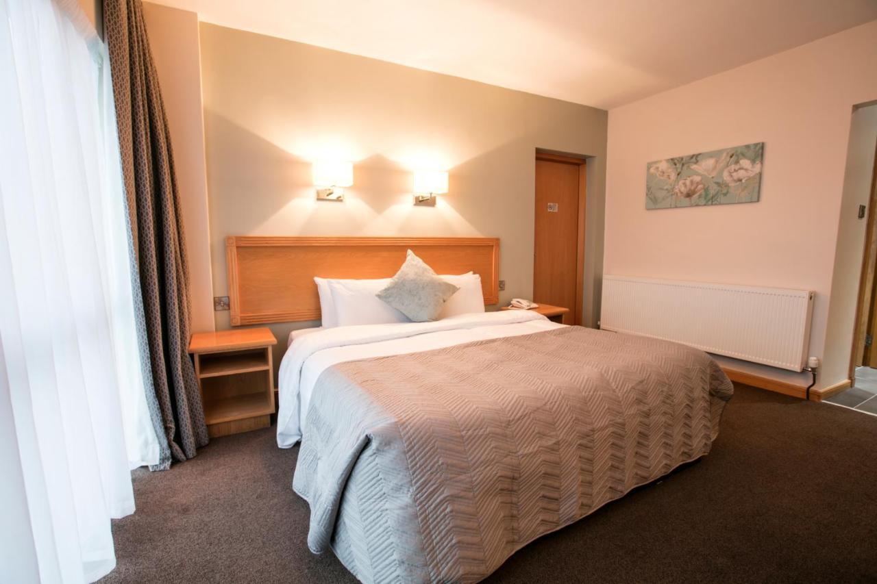 La Mon Hotel & Country Club Castlereagh Esterno foto