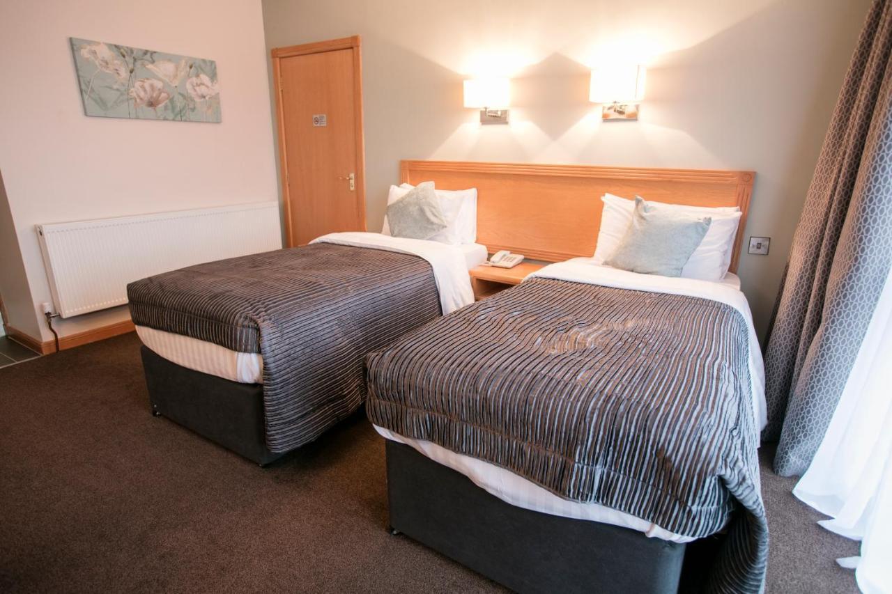 La Mon Hotel & Country Club Castlereagh Esterno foto